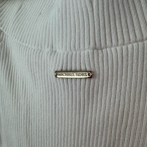 Michael Kors Off the Shoulder Sweater - Picture 5 of 7